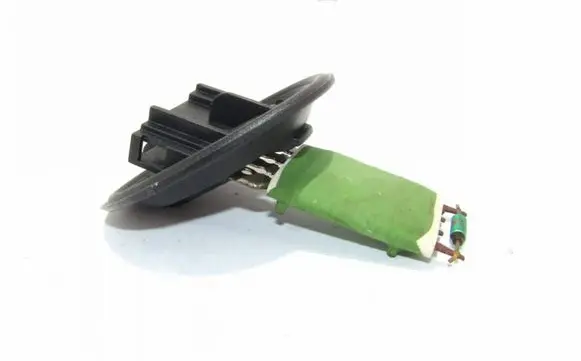 Skoda Rapid (NH) Heater blower fan relay Kodonra