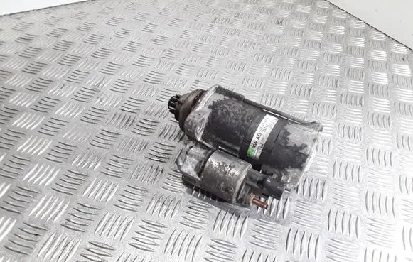 Skoda Fabia Mk2 (5J) Starter motor 02Z911023H
