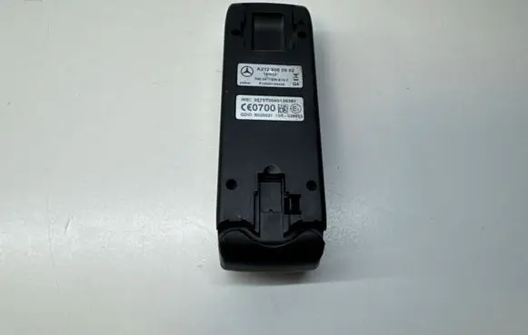 Mercedes-Benz E W212 Bluetooth control unit module A2129060902 14W03 P14000146448