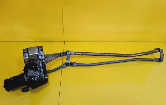 Renault 19 Front wiper linkage and motor 0390236326