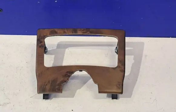 Other center console (tunnel) element