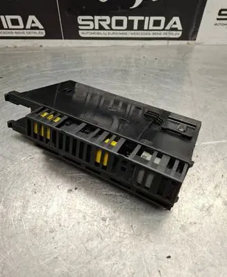 Mercedes-Benz E W211 Comfort/convenience module 2115452101 5DK00804750