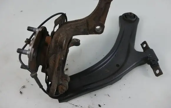 Nissan Qashqai Front wheel bearing hub 