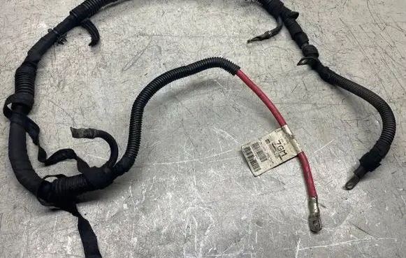 Opel Insignia A Positive cable (battery) 13295310
