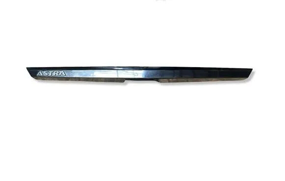 Opel Astra H Trunk door license plate light bar 461088395 13223917