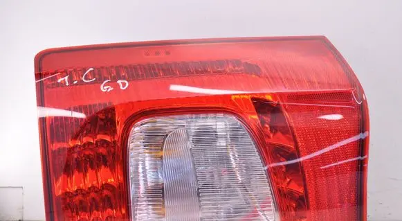 Chrysler Town & Country V Rear/tail lights 05182530AE