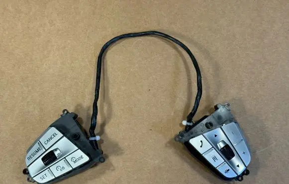 BMW X5 G05 Steering wheel buttons/switches 61315A3C108