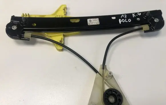 Volkswagen Cross Polo Rear window lifting mechanism without motor 6RS839461B