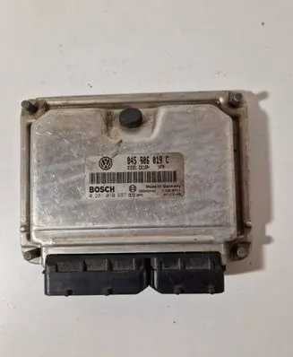 Volkswagen Polo Engine control unit/module 045906019C 28SA5442 11200711