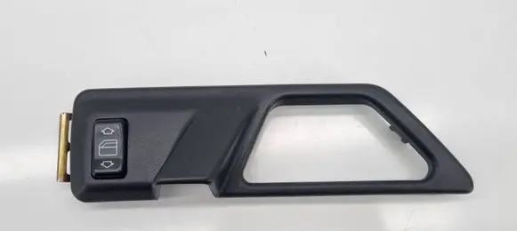 Mercedes-Benz E W124 Rear door handle cover 