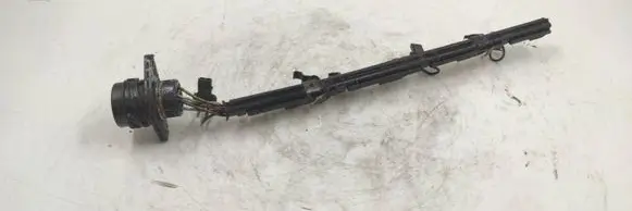 Volkswagen Golf V Fuel injector wires 038971803