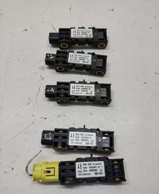 Hyundai Tucson JM Airbag deployment crash/impact sensor 959202E000 0285003035