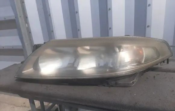 Renault Laguna II Headlight/headlamp 8200163323
