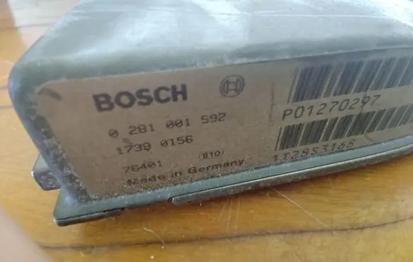 Volvo S70 V70 V70 XC Engine control unit/module 0281001592