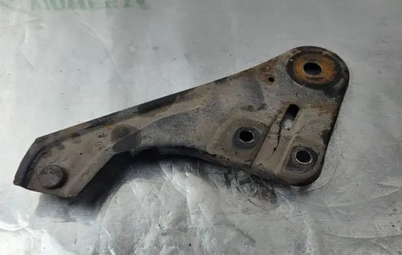 Ford Grand C-MAX Other front suspension part AV61101A80