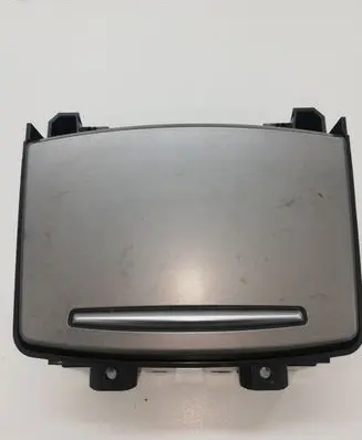 Cup holder front