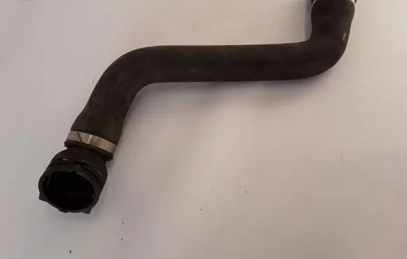 BMW 5 F10 F11 Engine coolant pipe/hose 17127809821