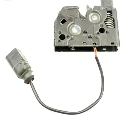Engine bonnet/hood lock/catch