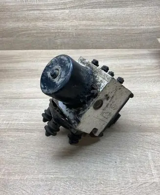 Volkswagen PASSAT B6 ABS Pump 3C0614095P