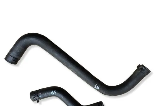 Subaru Forester SH Engine coolant pipe/hose 