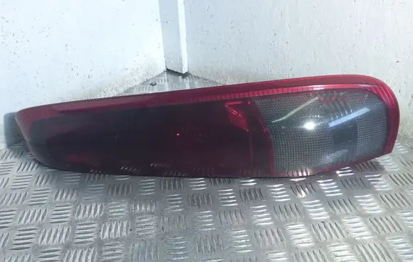 Nissan X-Trail T30 Rear/tail lights