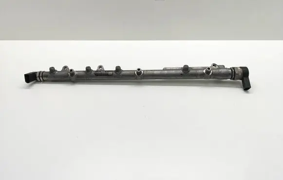 BMW 5 E60 E61 Fuel main line pipe 7795514 779551403 0445216015
