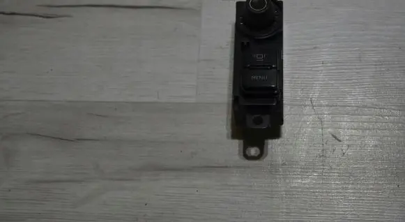 Peugeot 2008 I Other switches/knobs/shifts 96758773XU