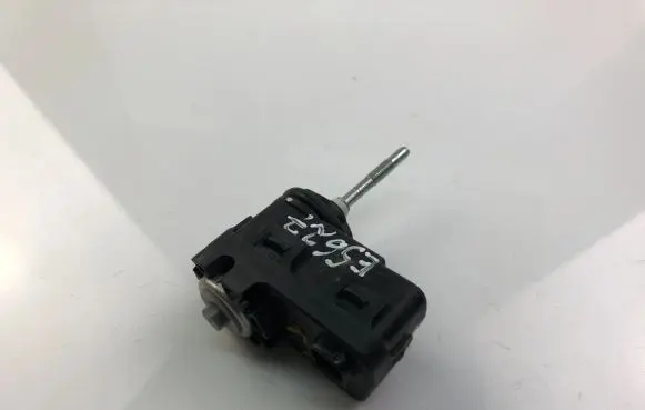 KIA Carens II Light module LCM 6J13A