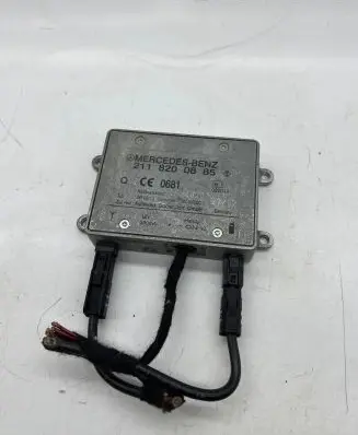 Mercedes-Benz E W211 Bluetooth antenna 2118200885 09702112 MC3000DC