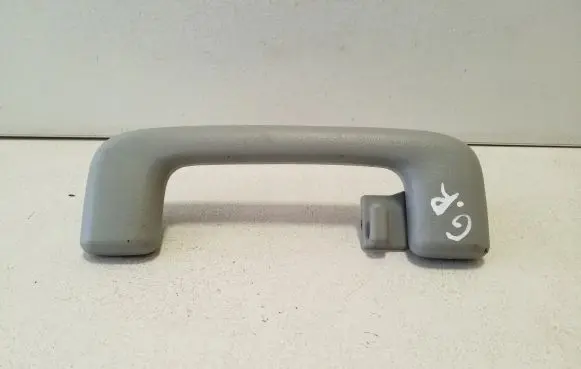Mitsubishi Outlander Rear interior roof grab handle