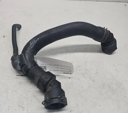 Audi A6 S6 C5 4B Engine coolant pipe/hose 4B0121101J