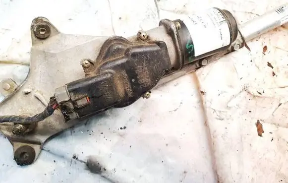 Subaru Forester SF Wiper motor