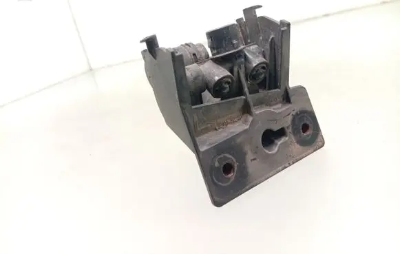 Toyota Auris 150 Headlight washer spray nozzle 30829