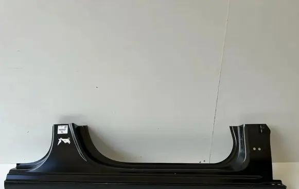 Opel Insignia B Front sill (body part) YR00676780
