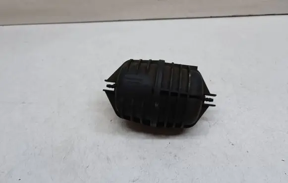 BMW 1 E81 E87 Vacuum air tank 7799790