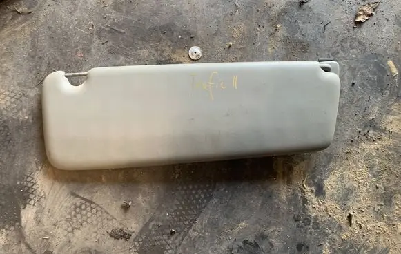 Renault Trafic II (X83) Sun visor