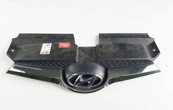 Hyundai Veloster Front grill 863512Y100