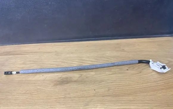 BMW 3 E90 E91 Rear door cable line B39252