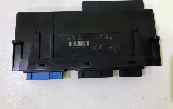 BMW 5 F10 F11 Comfort/convenience module B10611