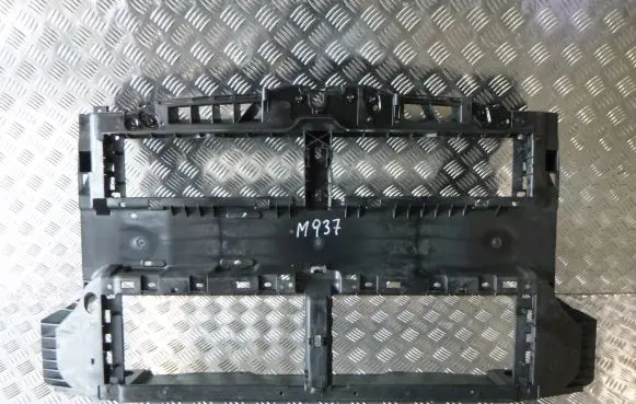 Ford Focus Front bodywork piece 