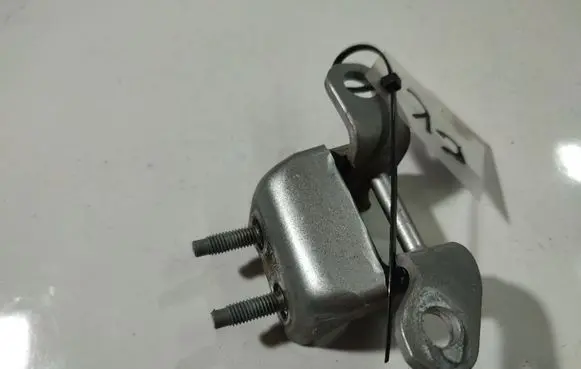Honda FR-V Rear door lower hinge 