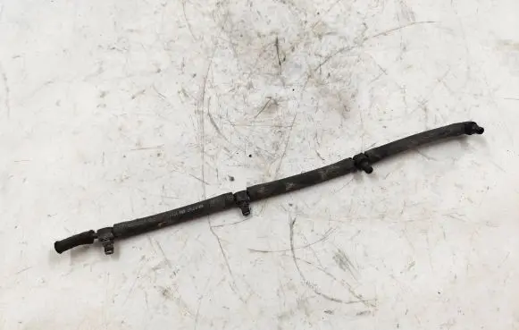 Audi A6 S6 C6 4F Fuel injector supply line/pipe 
