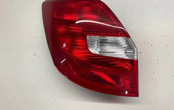Skoda Fabia Mk2 (5J) Rear/tail lights 5j6945111