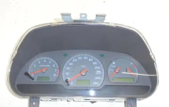 Volvo S40, V40 Speedometer (instrument cluster)