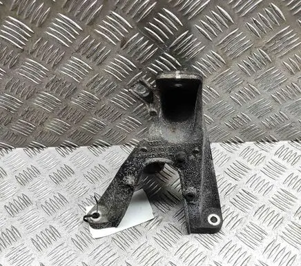 Audi A6 S6 C6 4F Engine mounting bracket 4F0199308P