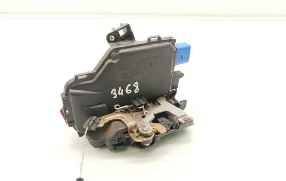 Porsche Cayenne (9PA) Rear door lock