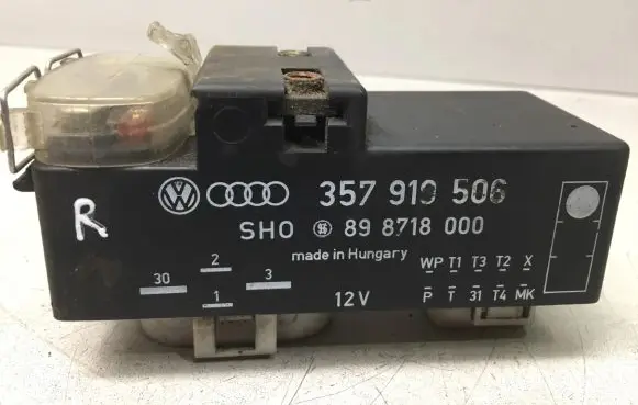 Volkswagen Sharan Coolant fan relay 357919506 898718000