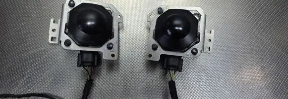 Audi A5 Distronic sensor radar 8W0907561C 8W0907541C