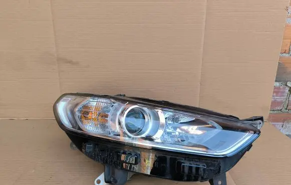 Ford Mondeo MK V Headlight/headlamp DS7313W029BE