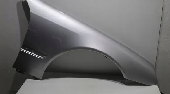 Mercedes-Benz CL C215 Fender